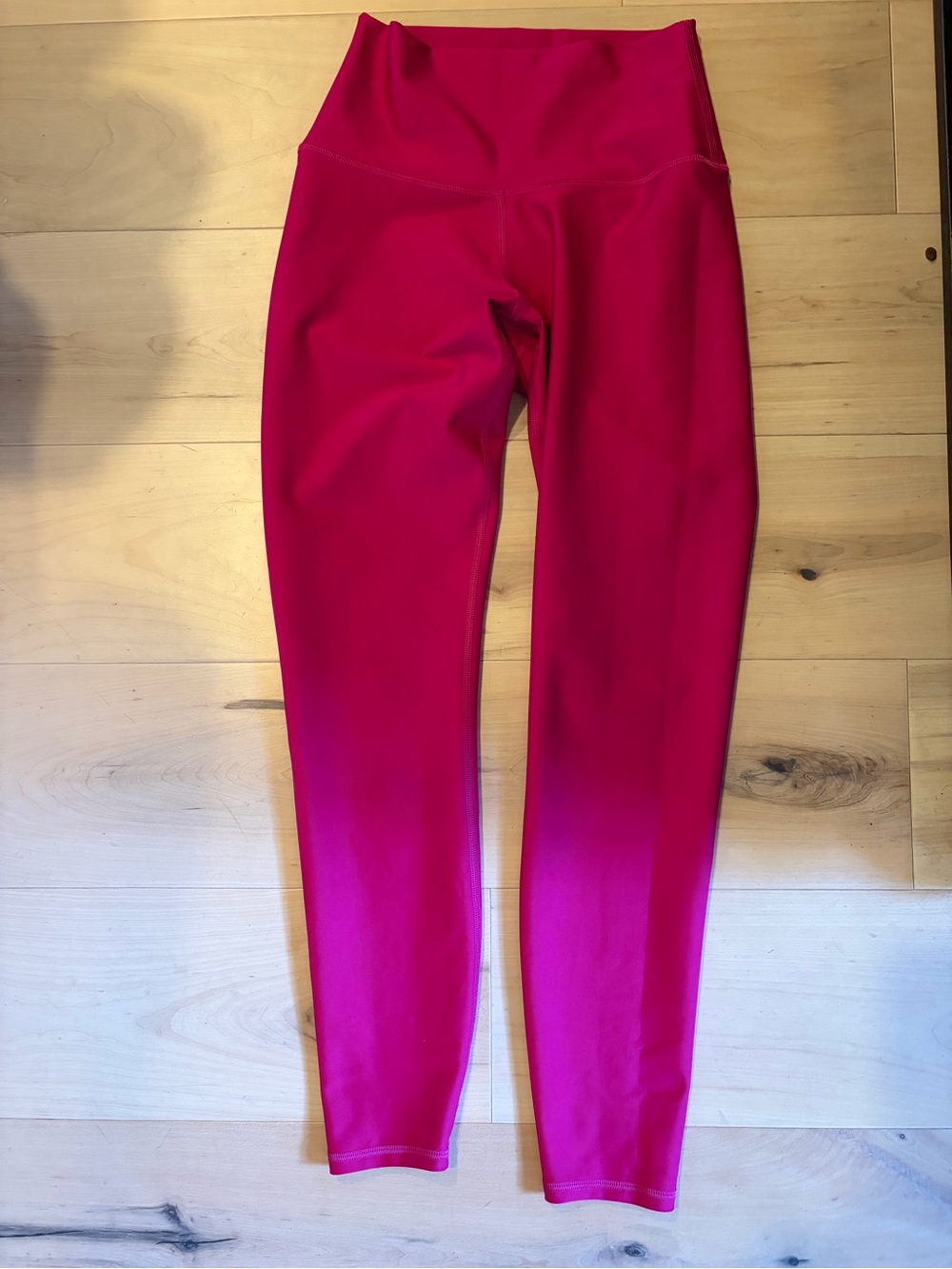 Alo High Waist Airlift Bright Pink Leggings in XS